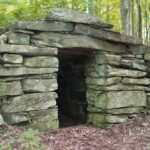 stonehenge Stone-chamber-at-Rattlesnake-Gutter-RdLevettMAWiki